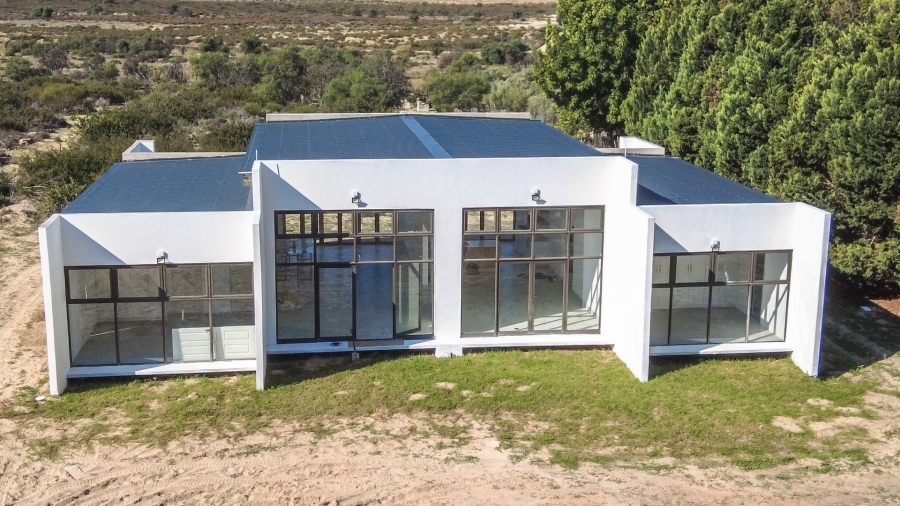 4 Bedroom Property for Sale in Hopefield Western Cape